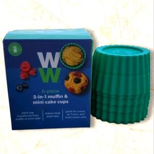 WW 2 in 1 Silicone Muffin & Mini Cake Cups Set 6 NEW IN BOX Weight Watchers